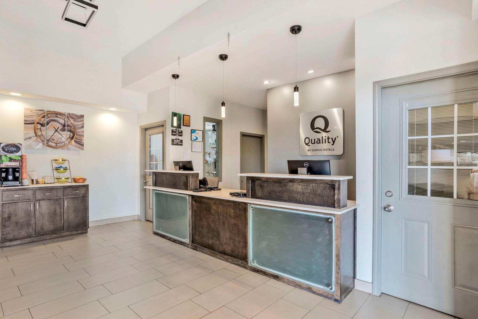 Quality Inn & Conference Center Panama City Eksteriør billede
