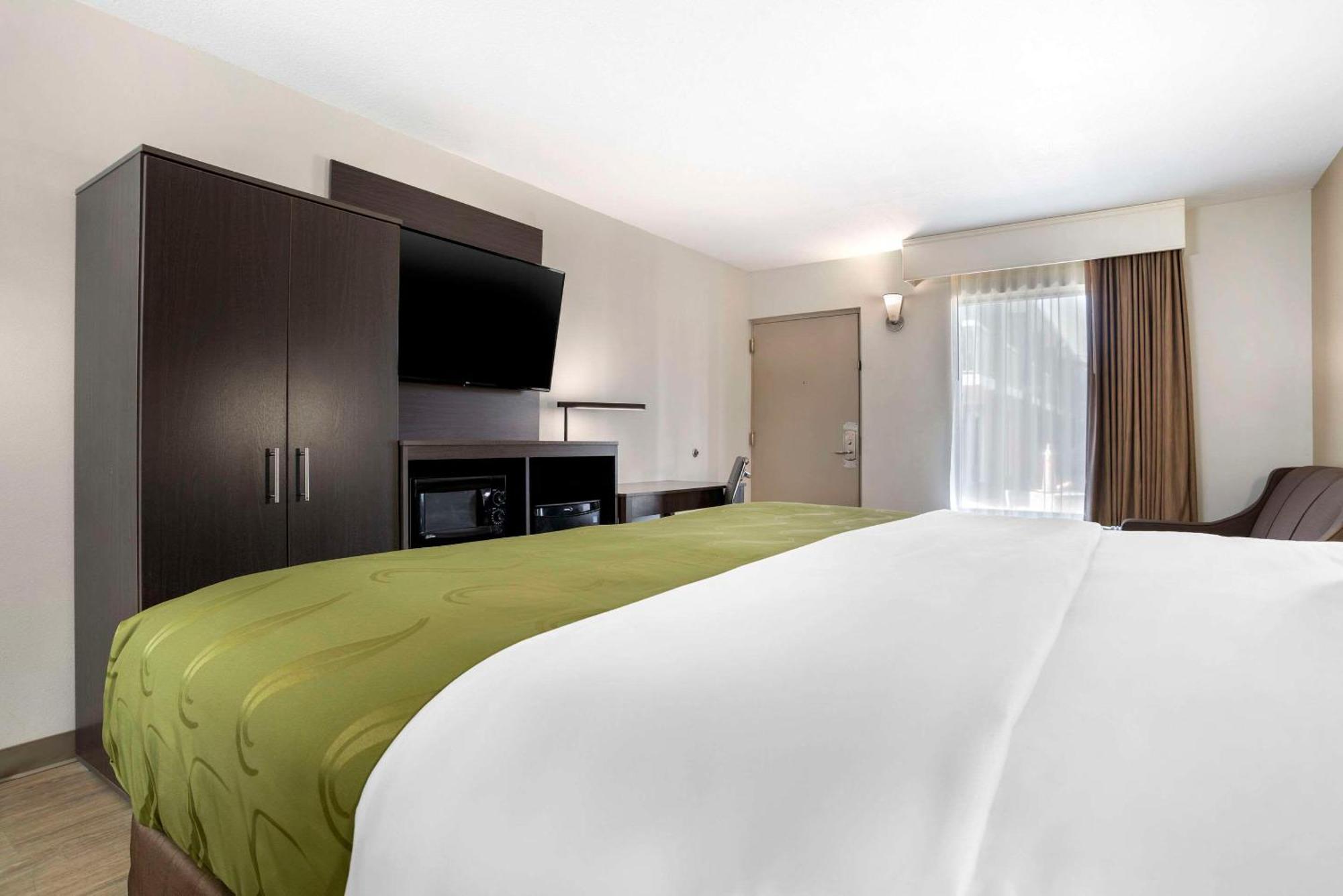 Quality Inn & Conference Center Panama City Eksteriør billede